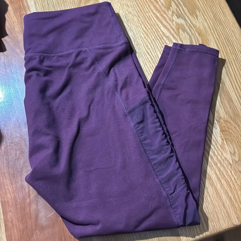 Maroon fabletics Powerhold leggings - Picture 1 of 2